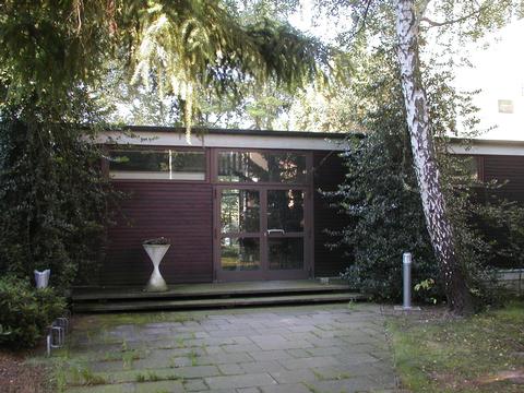 Eingang zum Institut